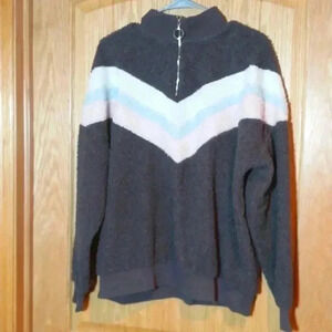 SO pull over 1/4 zip sweater size L